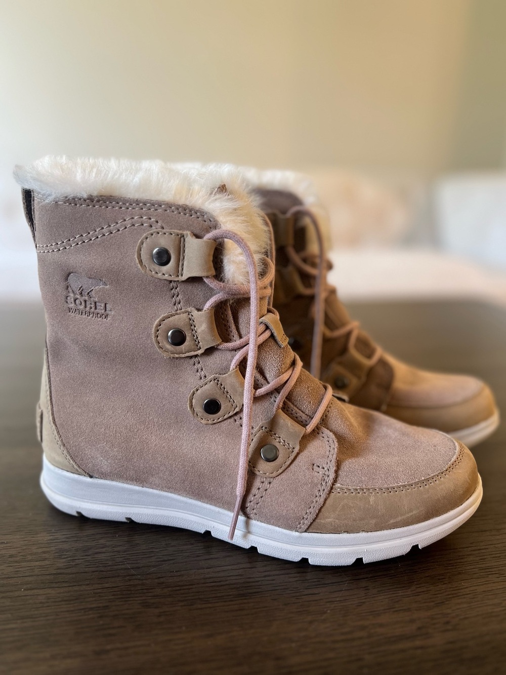 SOREL Joan Explorer Waterproof Insulated Cold Weather Winter Snow Boots